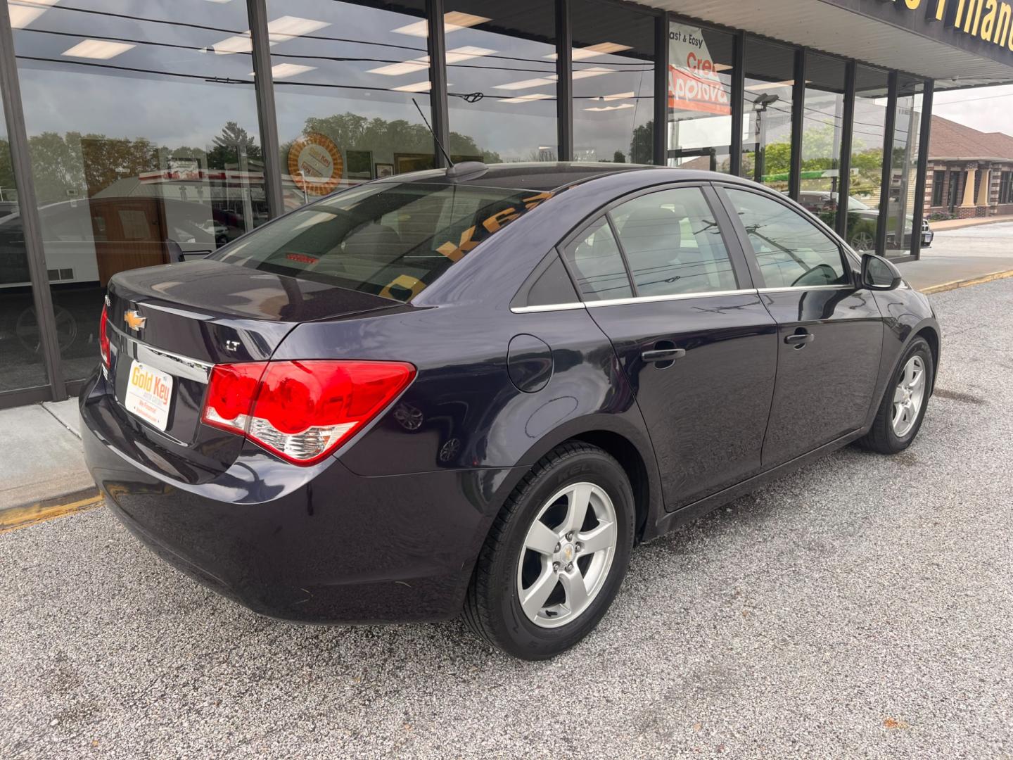 2015 Blue Ray Metallic Chevrolet Cruze SEDAN 4-DR (1G1PC5SB0F7) with an 1.4L L4 DOHC 16V TURBO engine, 6-Speed Automatic transmission, located at 1633 W Kimberly, Davenport, IA, 52806, (563) 323-5341, 41.559456, -90.598732 - Photo#3